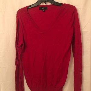 Red lightweight sweater